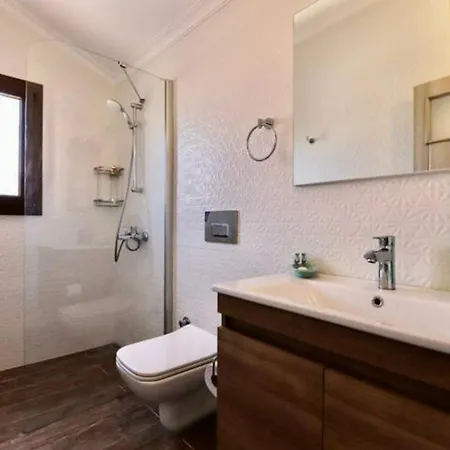 فيلة Child Friendly Villa With Pool In City Center فتحية