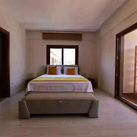 Child Friendly Villa With Pool In City Center فتحية
