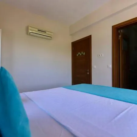 Child Friendly Villa With Pool In City Center فتحية